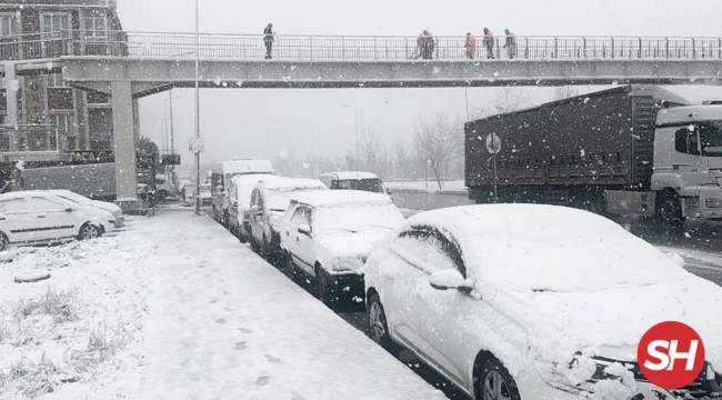 yarın okullar tatil mi 24 şubat pazartesi 2025